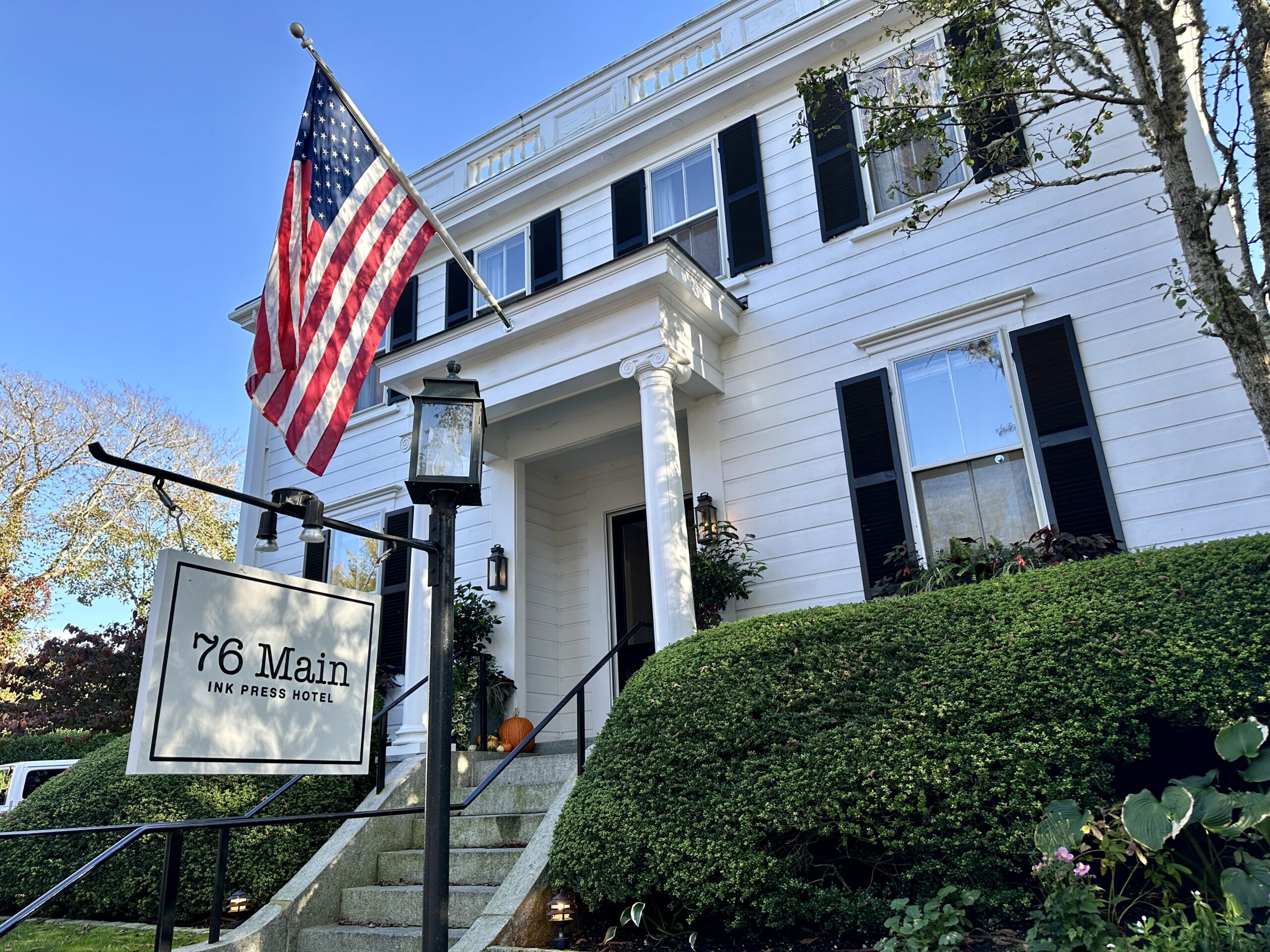 Fall in Love with this Tiny Island: What to Do and Where to Stay for the Perfect Autumn Adventure