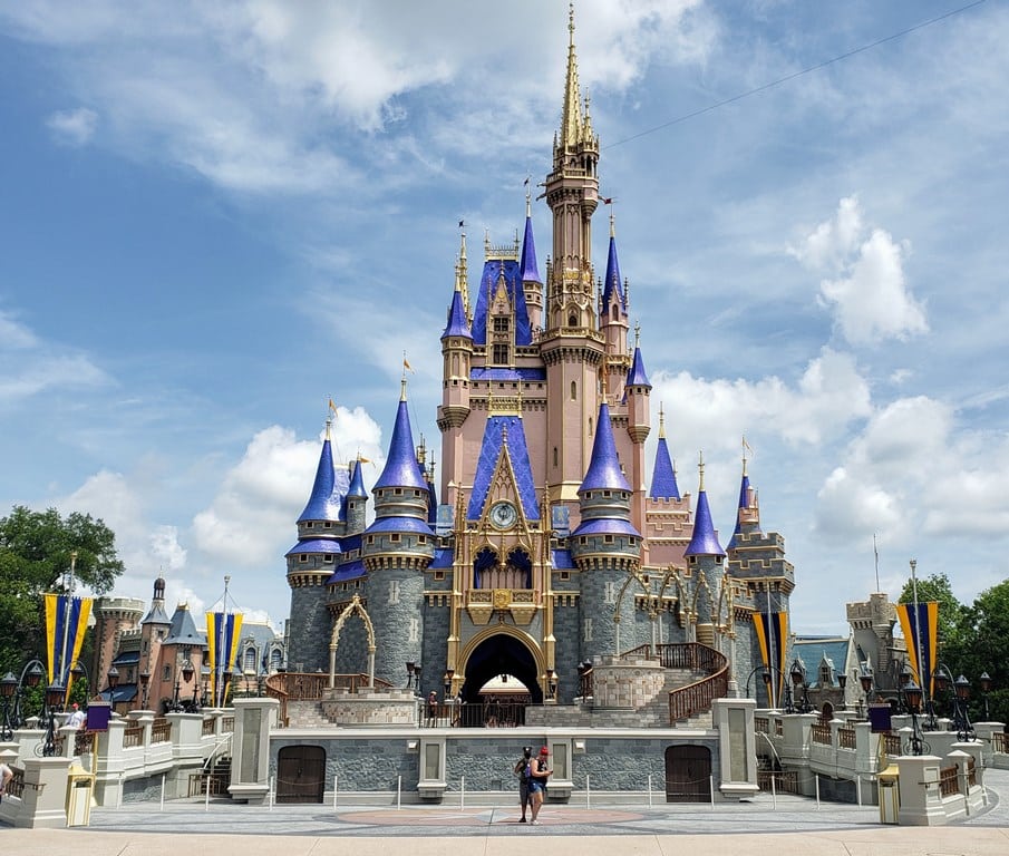 Disneyland Ticket Prices – How Much Does it REALLY Cost to Visit?