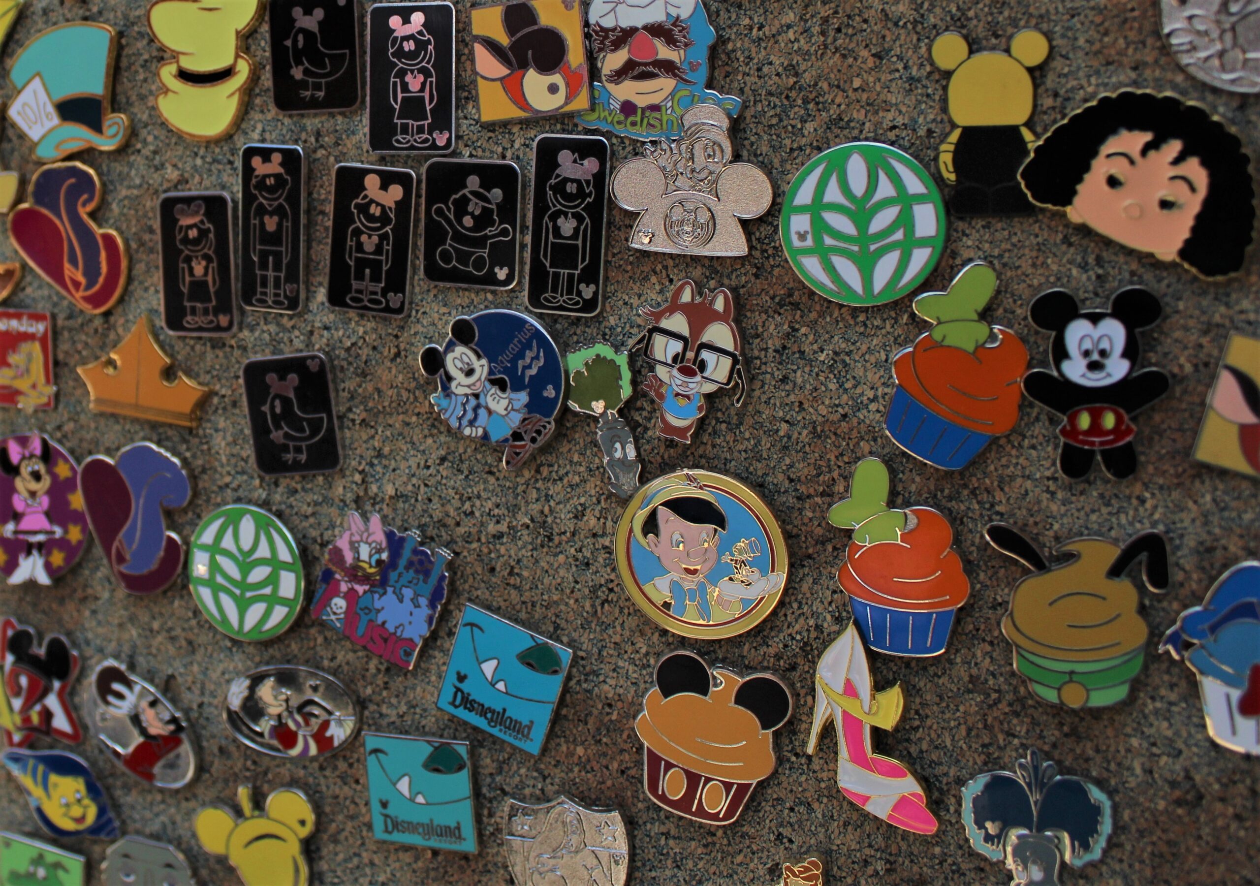 The Secrets of Disney Pin Trading: Tips, Tricks & Hints to Get Started