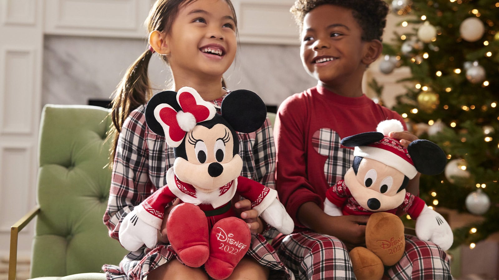 21 Personalized Disney Gifts to Create Disney Magic and Memories