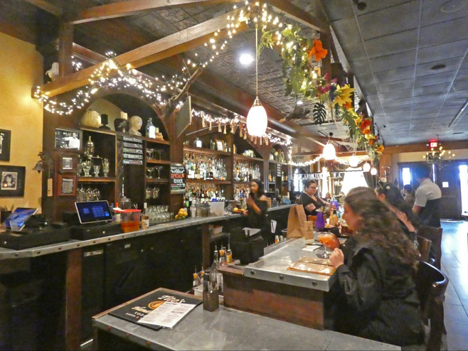 Best Eats and Treats: Knott’s Berry Farm Dining Delights