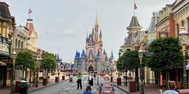 Magic Village Views – Location & Luxury Condos Right Near Disney Parks