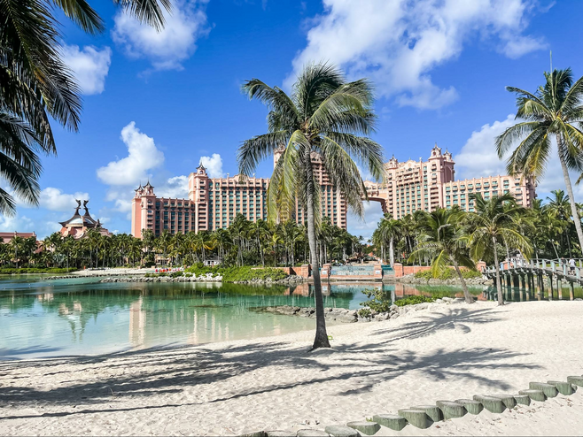 How to Plan a MultiGen Trip to Atlantis Paradise Island Resort