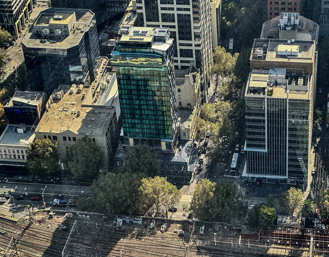 Vibe Hotel Melbourne Review: Sleek and Centrally Located