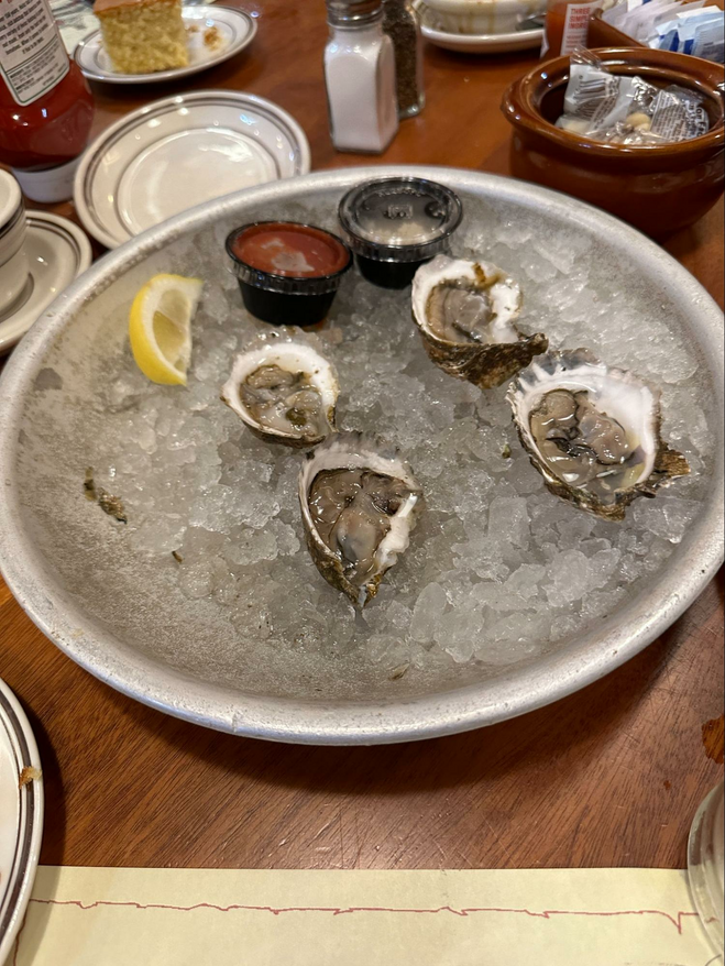 Oysters on ice on a plate at the Union Oyster House in Boston.