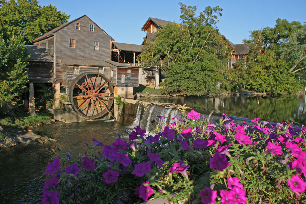 The Best Things to Do in Pigeon Forge TN with Kids