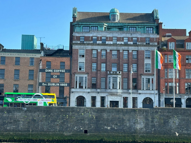 Essential Tips for Parents of US Students Studying Abroad